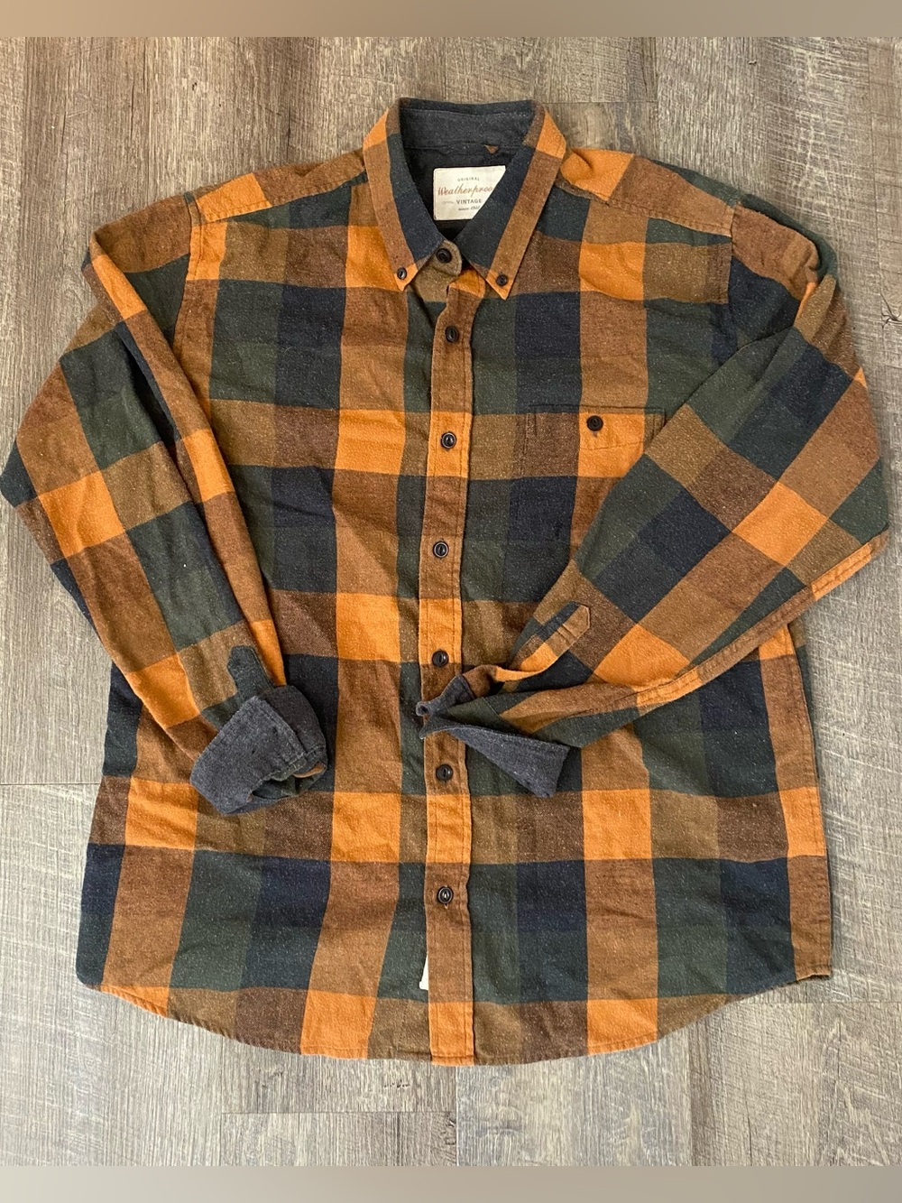 Weatherproof Vintage Men’s Flannel Button Up — Orange & Green